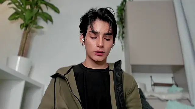 sebas rose online show from January 2025 02:45:02 AM