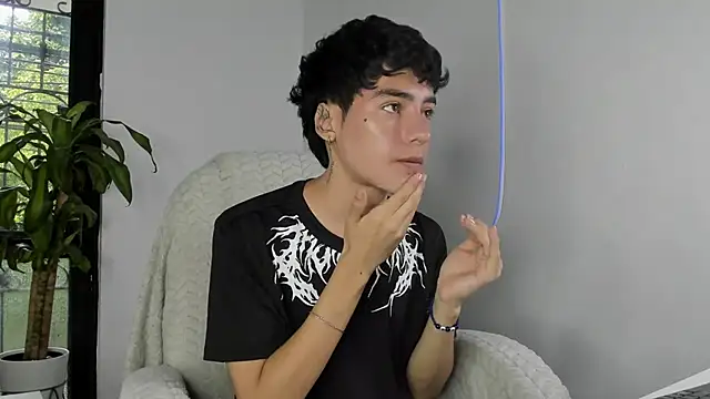 sebas rose online show from September 2025 12:08:02 PM