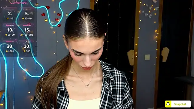 Snapshot of EmmyGreans chatting on September 2025 11:36:01 AM EmmyGreans online show from September 2025 11:36:01 AM