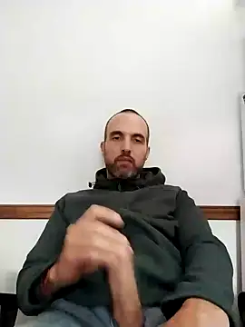 Snapshot of leon3875 chatting on December 2024 03:28:02 PM leon3875 online show from December 2024 03:28:02 PM