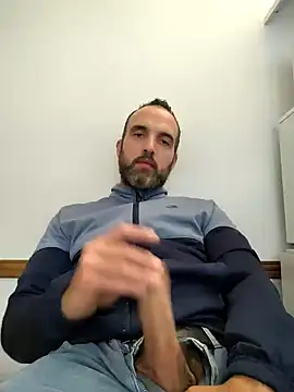 Snapshot of leon3875 chatting on March 2025 03:28:02 PM leon3875 online show from March 2025 03:28:02 PM