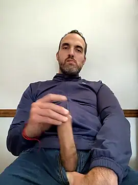 Snapshot of leon3875 chatting on October 2025 03:24:02 PM leon3875 online show from October 2025 03:24:02 PM