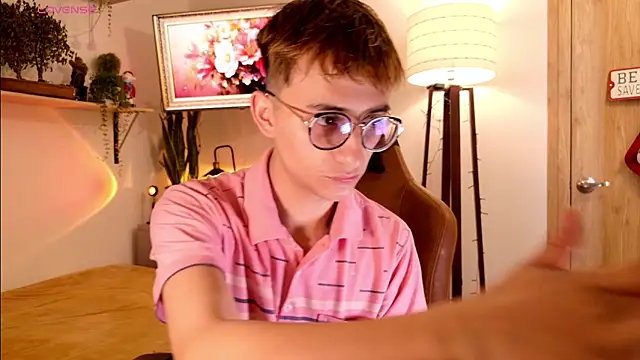 Mr evan1 online show from December 2025 03:52:02 PM