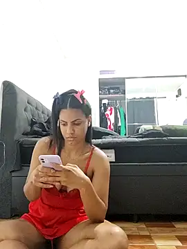 Snapshot of Bella_Anjoss chatting on December 2024 11:07:01 PM Bella Anjoss online show from December 2024 11:07:01 PM