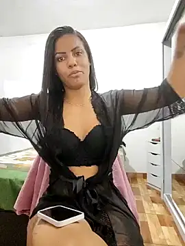 Snapshot of Bella_Anjoss chatting on December 2024 01:11:02 AM Bella Anjoss online show from December 2024 01:11:02 AM