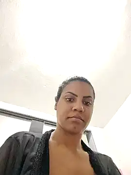 Snapshot of Bella_Anjoss chatting on January 2025 01:05:02 AM Bella Anjoss online show from January 2025 01:05:02 AM