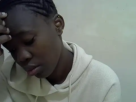 hey its andreana online show from December 2025 12:29:01 AM