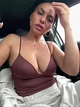 KimKelly13 online show from May 2026 04:18:01 AM