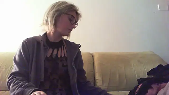 Snapshot of sexy_blondie92 chatting on January 2025 10:12:02 PM sexy blondie92 online show from January 2025 10:12:02 PM