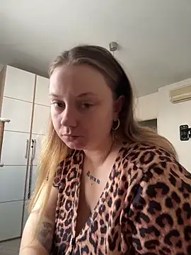 chloetarducci online show from March 2026 11:23:01 AM