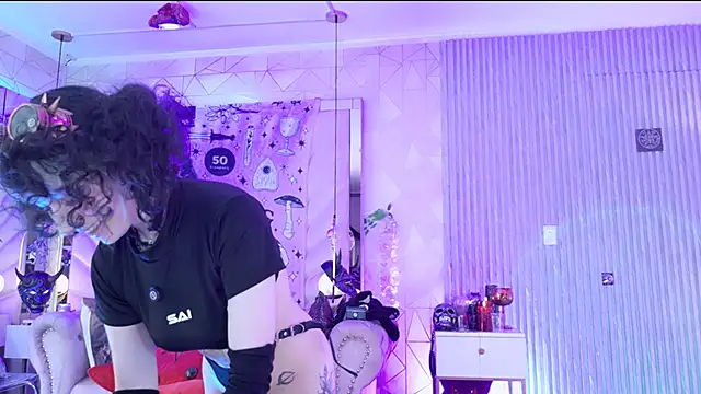 zephirahabney online show from December 2025 03:19:01 PM