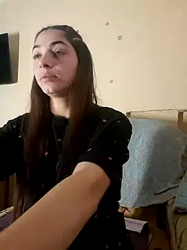 Snapshot of AntoniaHottie chatting on December 2024 10:25:02 AM AntoniaHottie online show from December 2024 10:25:02 AM