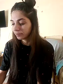 Snapshot of AntoniaHottie chatting on December 2024 01:28:01 PM AntoniaHottie online show from December 2024 01:28:01 PM