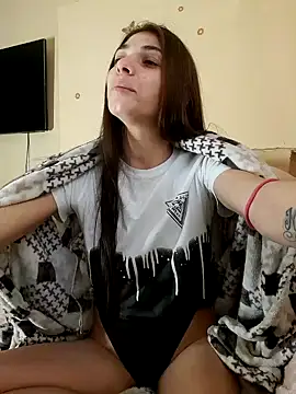 Snapshot of AntoniaHottie chatting on February 2025 01:48:01 PM AntoniaHottie online show from February 2025 01:48:01 PM
