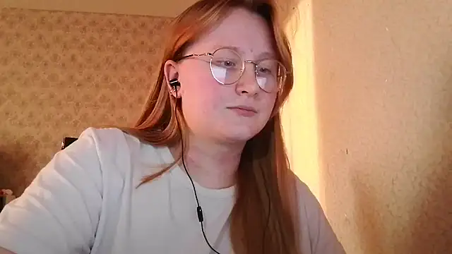 Snapshot of Anika_Lipps chatting on March 2025 03:52:01 PM Anika Lipps online show from March 2025 03:52:01 PM