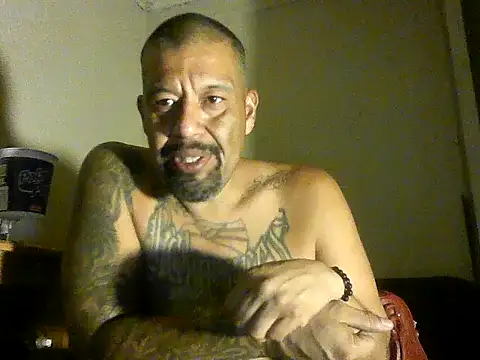 ElMasChingonMX online show from October 2025 07:28:01 AM