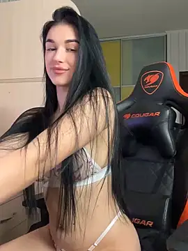 Julietta a online show from February 2025 05:09:02 PM