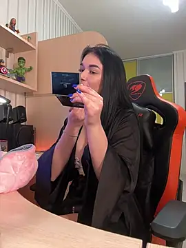 Julietta a online show from February 2025 08:25:01 PM