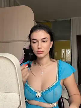 Julietta a online show from November 2025 07:52:02 AM