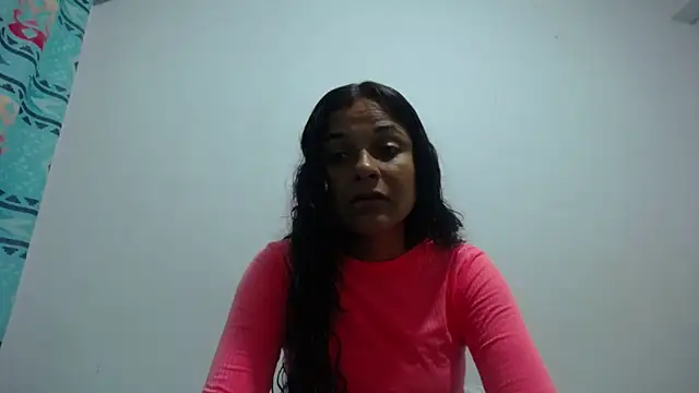 Snapshot of GiveLove1 chatting on January 2025 01:21:02 AM GiveLove1 online show from January 2025 01:21:02 AM