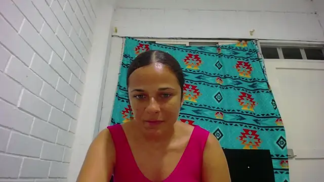 Snapshot of GiveLove1 chatting on February 2025 02:50:02 AM GiveLove1 online show from February 2025 02:50:02 AM