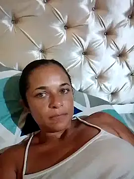 GiveLove1 online show from December 2025 02:47:02 PM