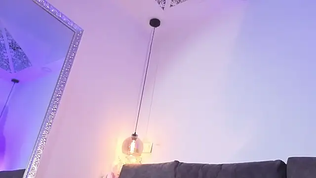 Isabella francoo online show from March 2026 11:38:01 AM