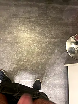 Snapshot of Edosxxl chatting on October 2025 09:34:02 PM Edosxxl online show from October 2025 09:34:02 PM