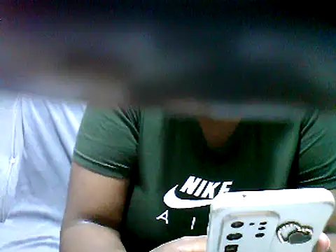 Snapshot of cutey-smile chatting on February 2025 06:17:02 PM cutey-smile online show from February 2025 06:17:02 PM