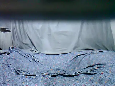 Snapshot of cutey-smile chatting on February 2025 10:12:01 PM cutey-smile online show from February 2025 10:12:01 PM