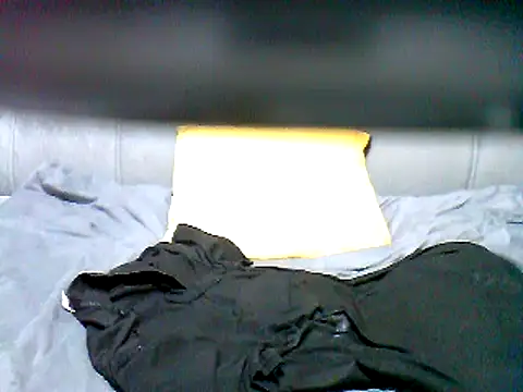 Snapshot of cutey-smile chatting on February 2025 09:31:02 PM cutey-smile online show from February 2025 09:31:02 PM