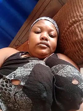 queennapal online show from April 2026 04:46:01 AM