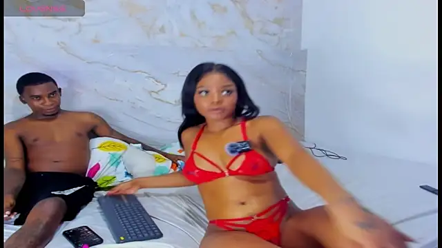 Snapshot of mariamRosse chatting on June 2026 02:24:02 AM mariamRosse online show from June 2026 02:24:02 AM