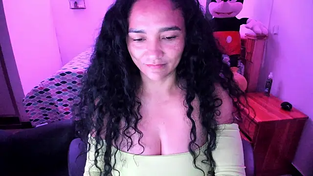 Snapshot of rayza_mature_154 chatting on June 2026 04:44:01 PM rayza mature 154 online show from June 2026 04:44:01 PM