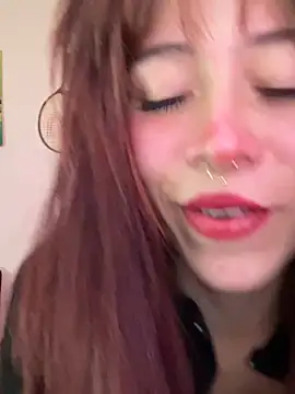 SuzzyyM online show from June 2026 11:57:02 PM
