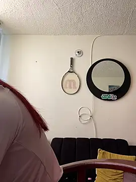 SuzzyyM online show from July 2026 07:10:02 PM