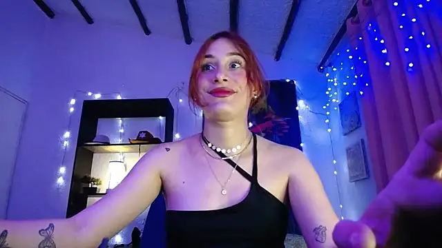 IsaBaileys  online show from February 2025 01:19:02 AM