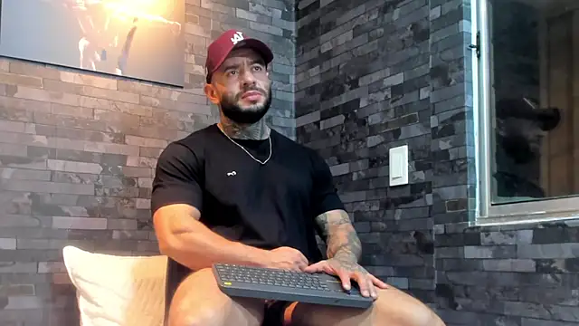 BruceDallas online show from March 2026 12:24:02 AM