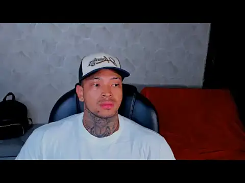 Stiven collins online show from December 2024 06:35:02 PM
