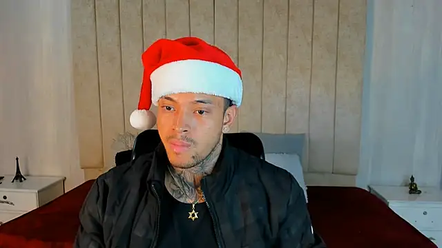 Stiven collins online show from December 2024 04:26:02 AM