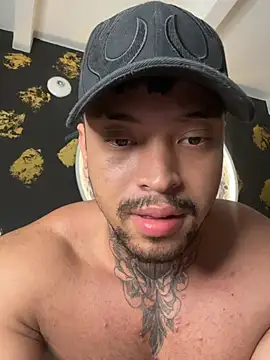 Snapshot of Stiven_collins chatting on June 2026 07:53:02 AM Stiven collins online show from June 2026 07:53:02 AM