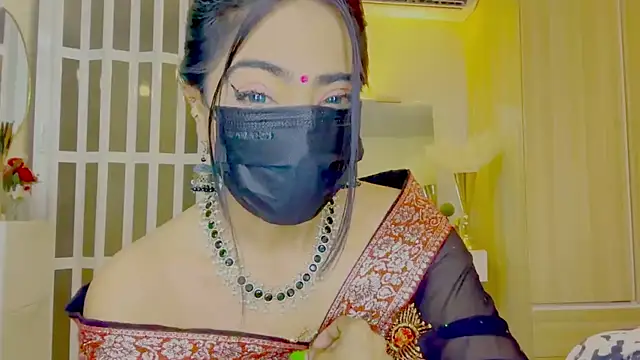 Monalisadon018 online show from April 2026 07:51:02 PM