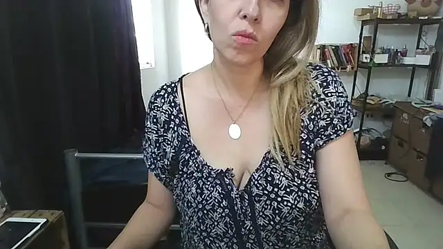 Snapshot of charlott_ponce chatting on July 2026 06:22:01 PM charlott ponce online show from July 2026 06:22:01 PM