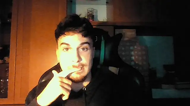 Snapshot of Hank_04 chatting on October 2025 03:25:02 PM Hank 04 online show from October 2025 03:25:02 PM