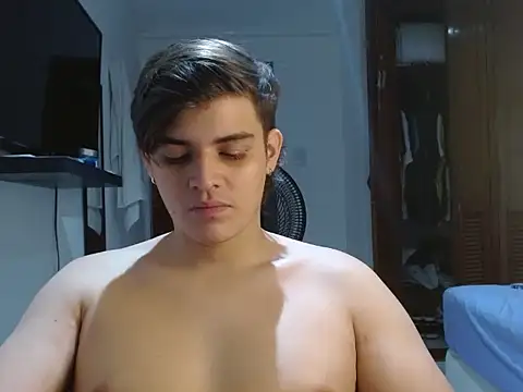 Snapshot of BadBunny_69 chatting on January 2026 05:35:01 AM BadBunny 69 online show from January 2026 05:35:01 AM