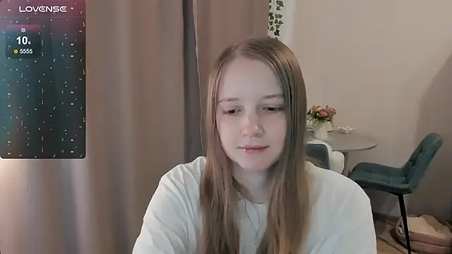 Snapshot of Alyaley chatting on June 2026 11:13:02 AM Alyaley online show from June 2026 11:13:02 AM