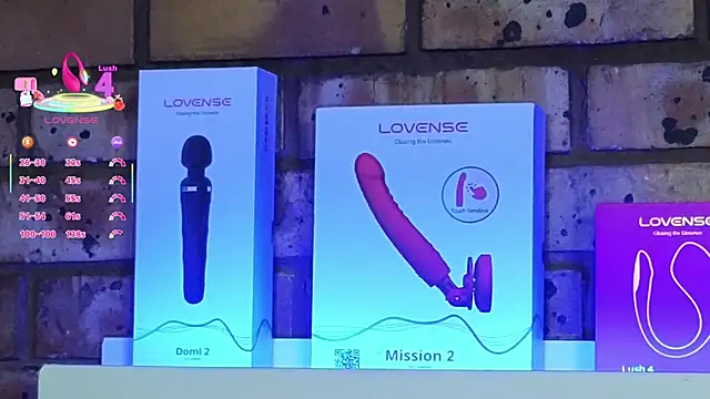 Snapshot of Astoria_Moon chatting on September 2025 08:10:01 PM Astoria Moon online show from September 2025 08:10:01 PM