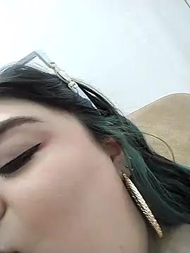 Snapshot of tiffany_laurens chatting on March 2025 09:04:02 PM tiffany laurens online show from March 2025 09:04:02 PM