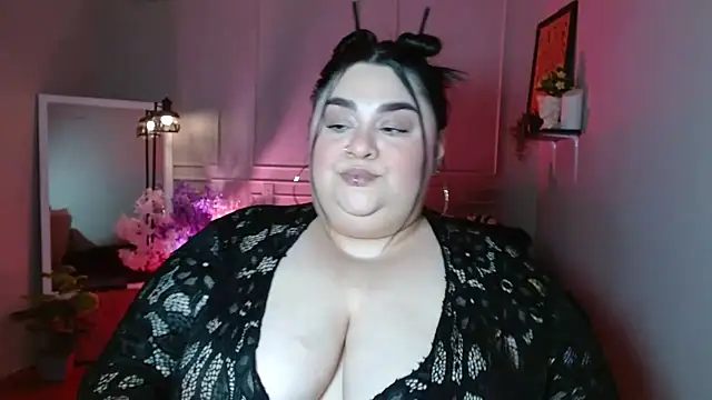 Snapshot of tiffany_laurens chatting on April 2026 05:08:02 AM tiffany laurens online show from April 2026 05:08:02 AM