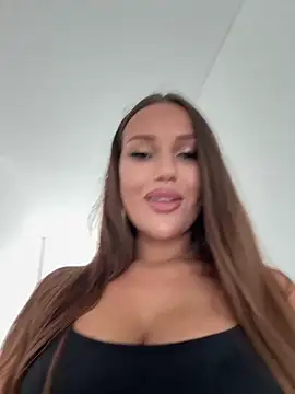 Snapshot of Syka0001 chatting on February 2025 06:53:02 AM Syka0001 online show from February 2025 06:53:02 AM